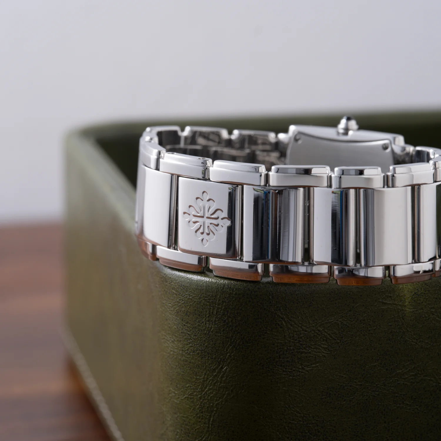 Patek Philippe Twenty-4 — view 10