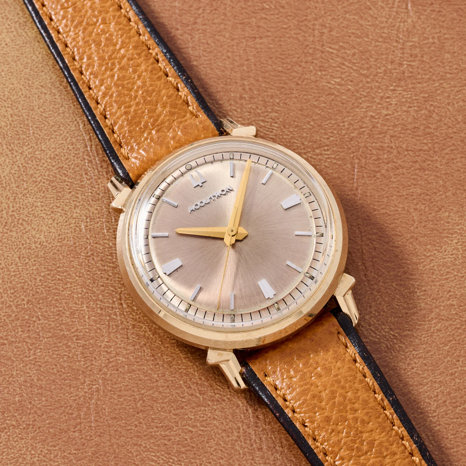 Bulova Accutron 214 'Fancy Lugs' — view 6