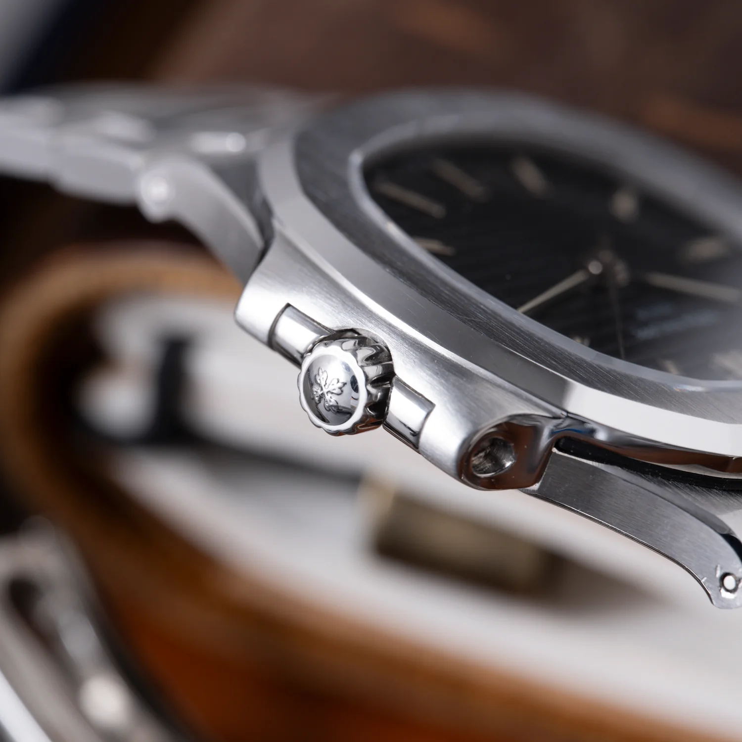 Patek Philippe Nautilus — view 11