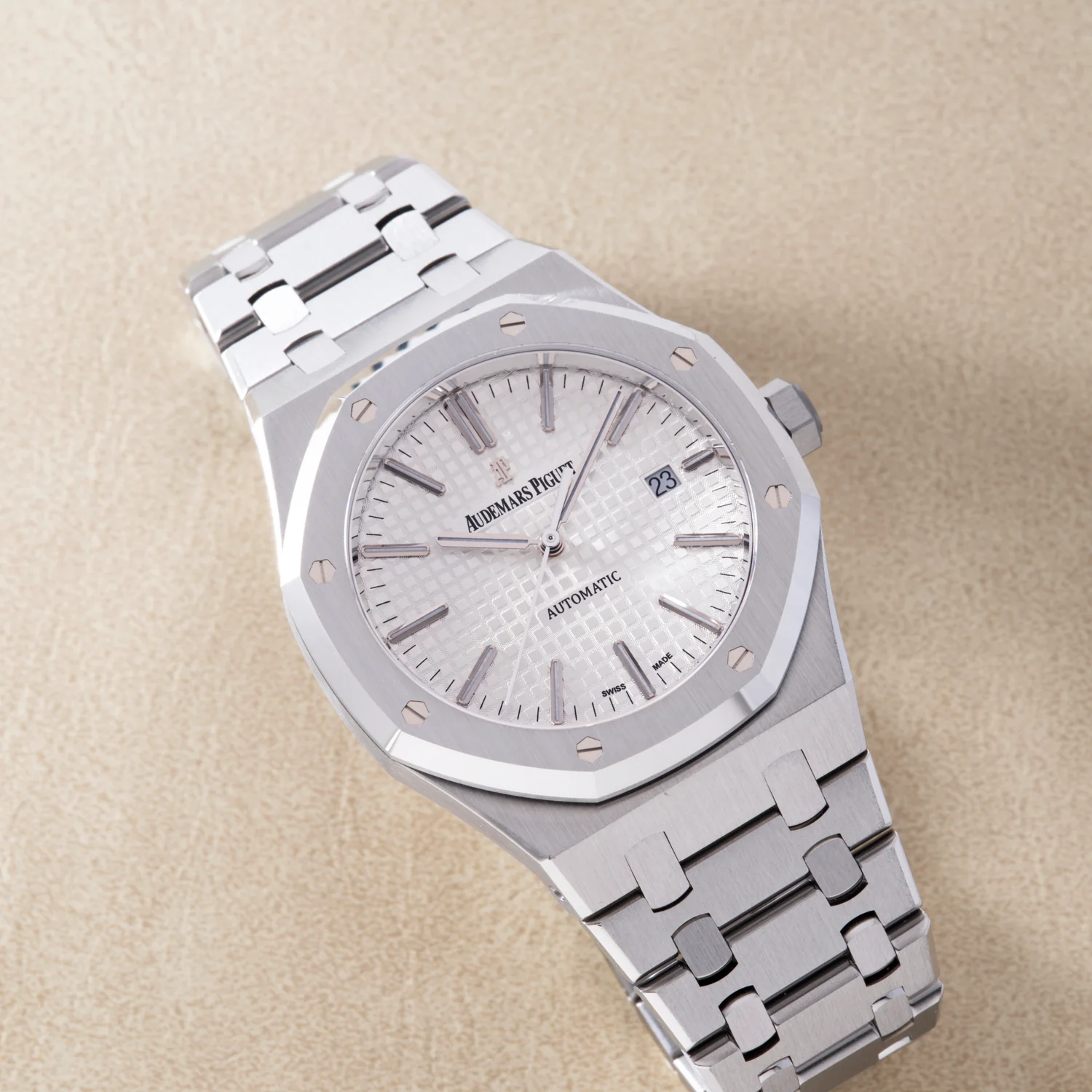 Audemars Piguet Royal Oak — view 5
