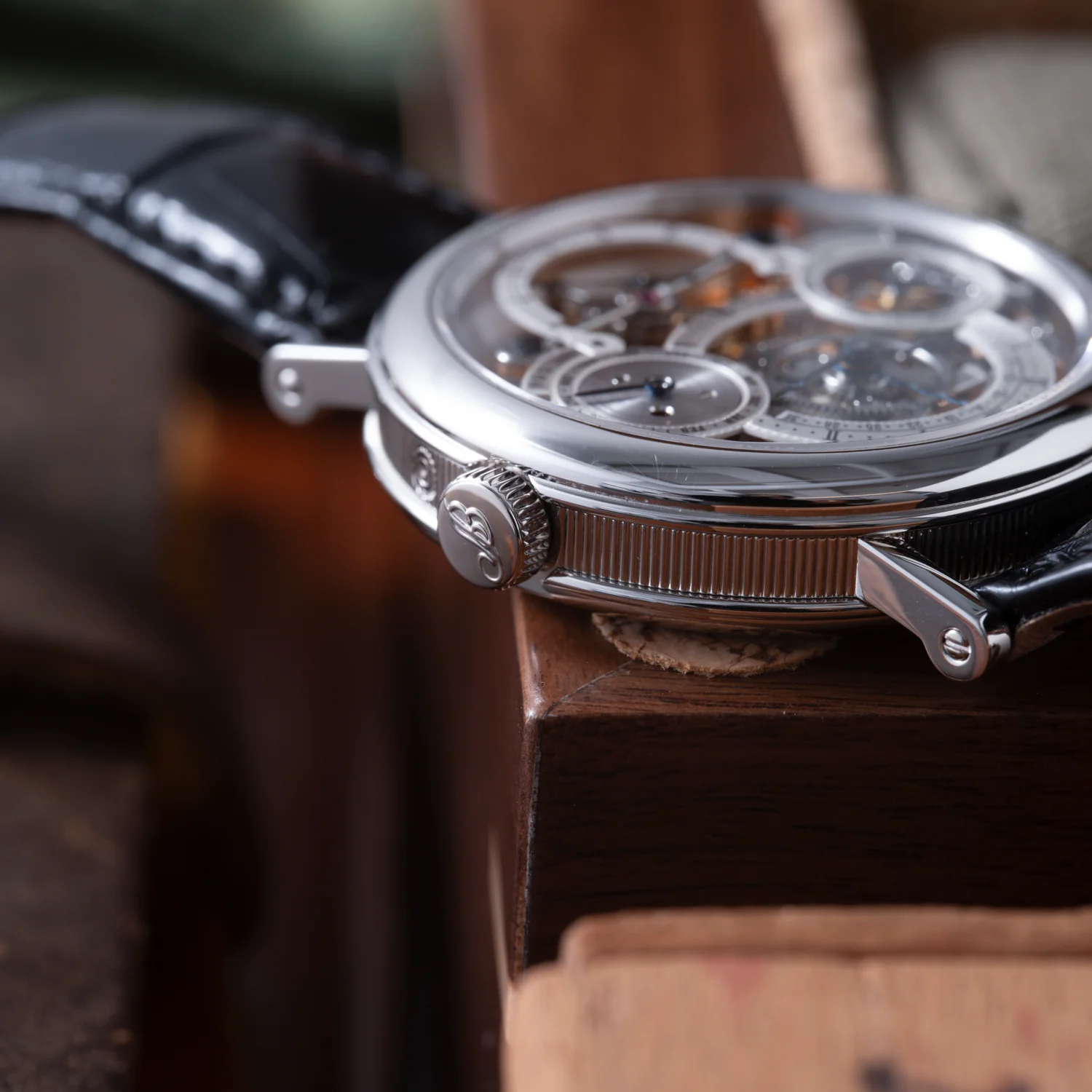 Breguet Classique Complications Tourbillon Perpetual Calendar — view 10